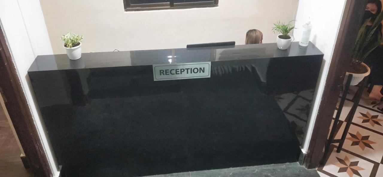Oyo Thangal Hotel Имфал Екстериор снимка